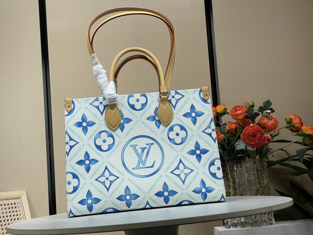 Louis Vuitton Shopping Bags